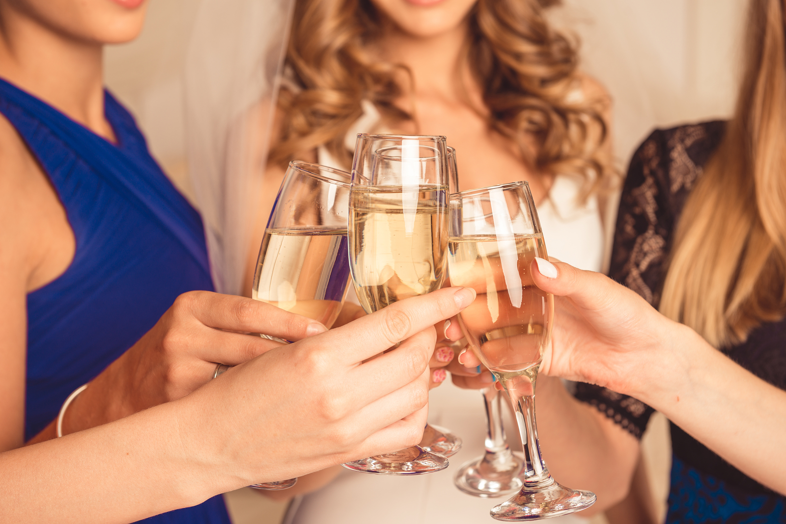 how to plan out of town bachelorette party